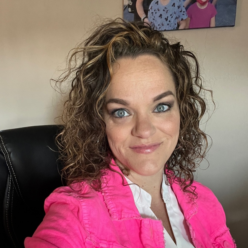 Meet your Posher, Tiffany